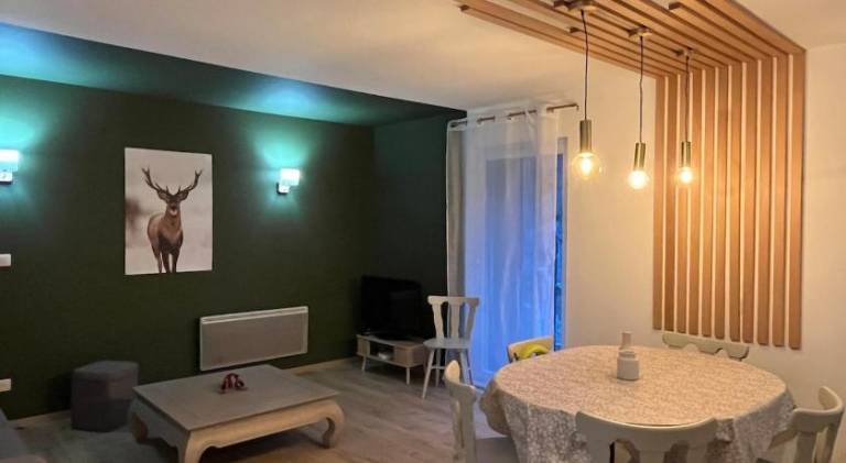 Rental apartment with 1 room for 5 persons in Thann