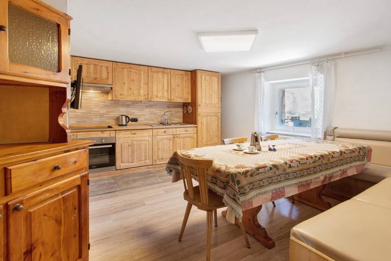 Fully equipped nice rental apartment with fast internet, BBQ & patio | River view | Pets allowed — photo 2