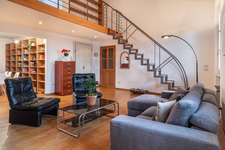 Chica's Luxury Loft in the Heart of Lucca's Historic Center — photo 2
