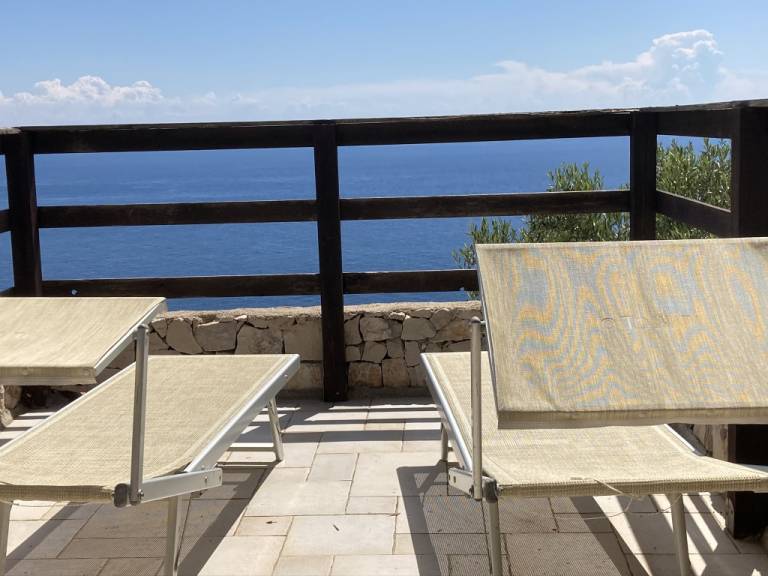 Villa with garden, BBQ & patio | Sea view — photo 3