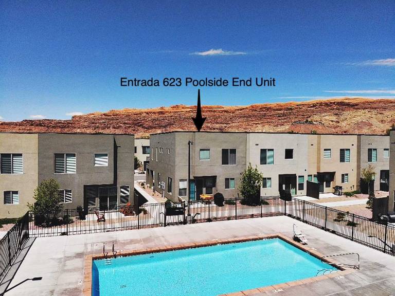 House with barbeque & pool — photo 2