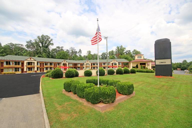 Motel Pilot Mountain