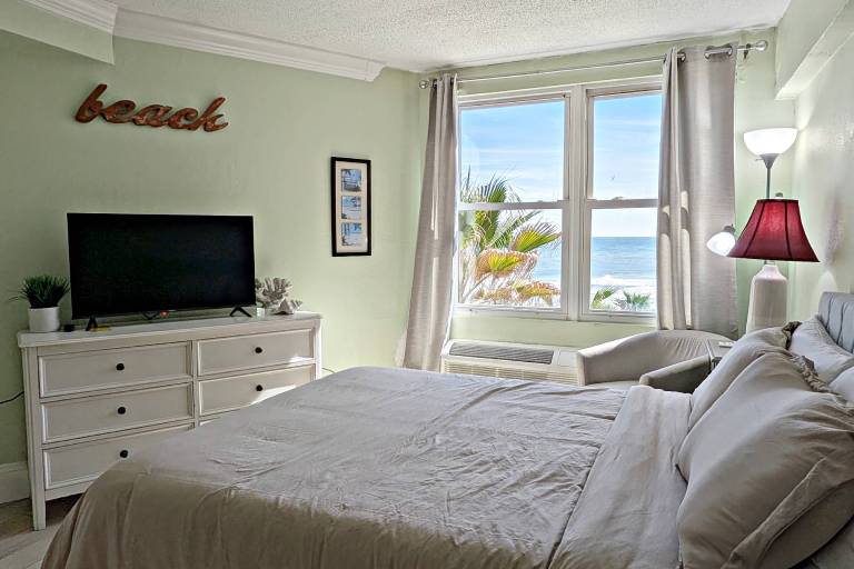 Hawaiian Inn Beach Resort Unit 501