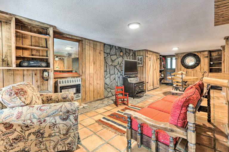 Peaceful Mt Sterling Cabin: Deck & Fire Pit! — photo 3