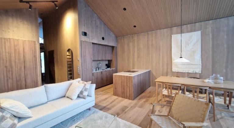 Villa with hot tub, terrace & sauna — photo 2