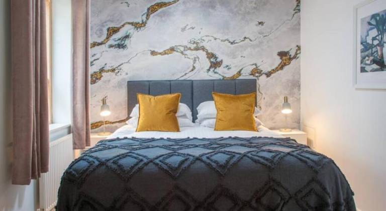 Big house | Next to Bristol Cathedral | Pets allowed in Bristol