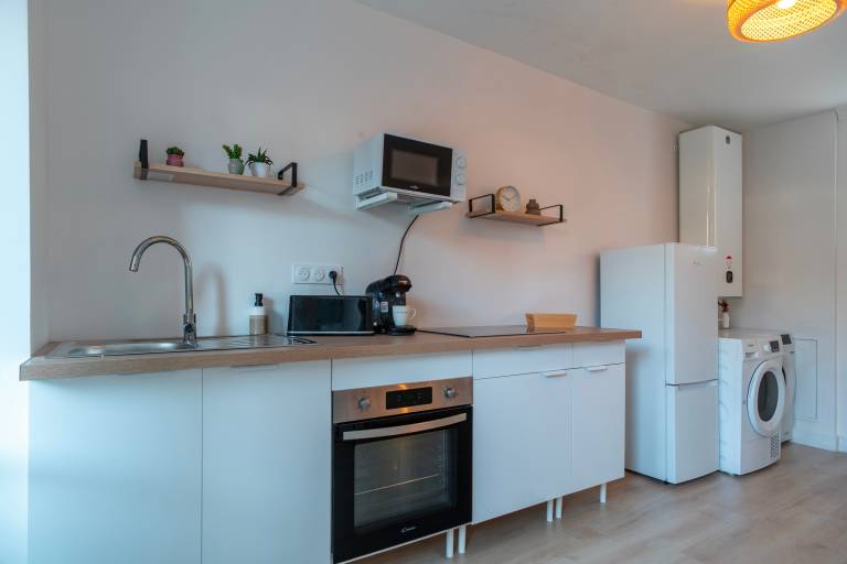 Holiday apartment with patio — photo 2