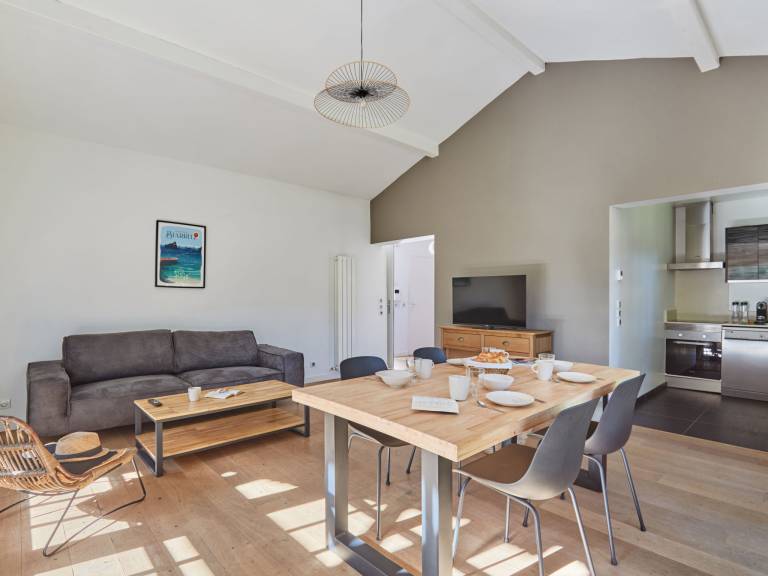 House with heated pool, garden & terrace — photo 5