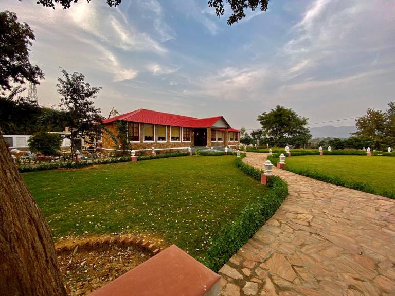 Lodge Laha Ka Bas