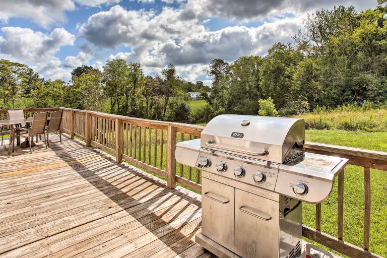 Albany Family Lake Getaway Near State Parks! — photo 3