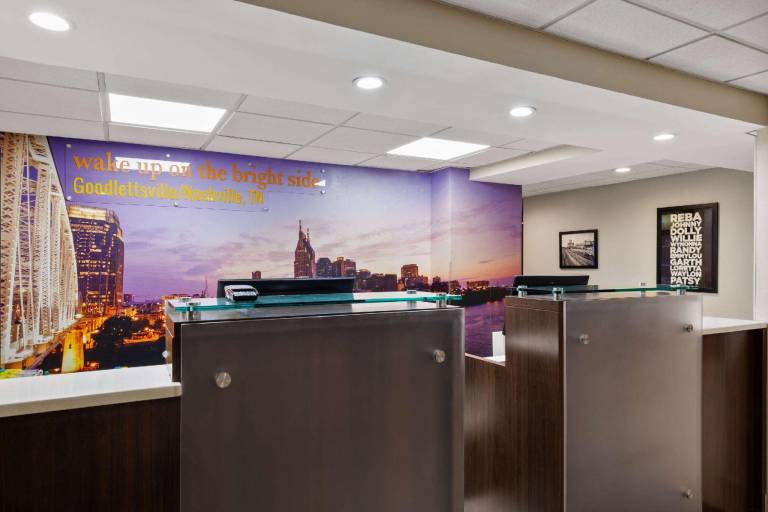 La Quinta Inn & Suites by Wyndham Goodlettsville - Nashville — photo 5
