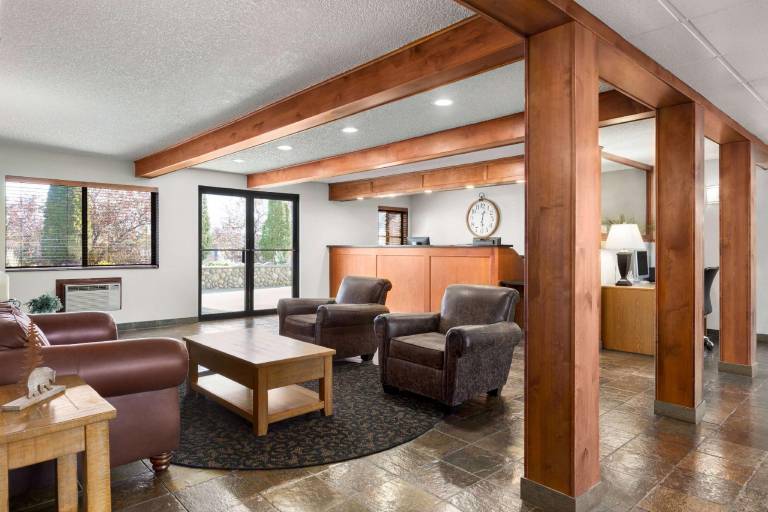 Baymont By Wyndham Whitefish — photo 2