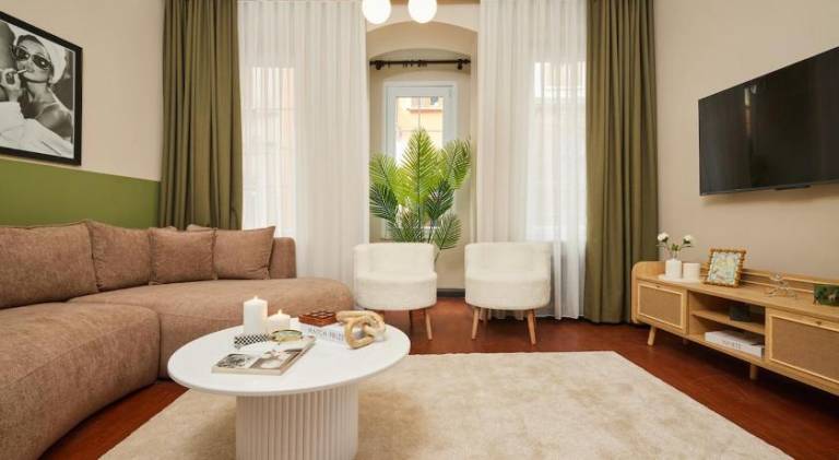 Apartment with patio | Near Taksim Square | Good for workation — photo 2