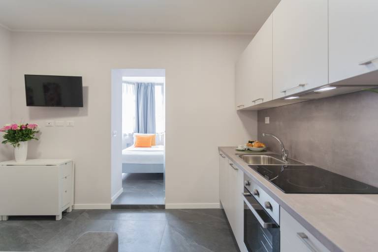 Rental apartment | Near Como Cathedral | City view | Pets are welcome — photo 2