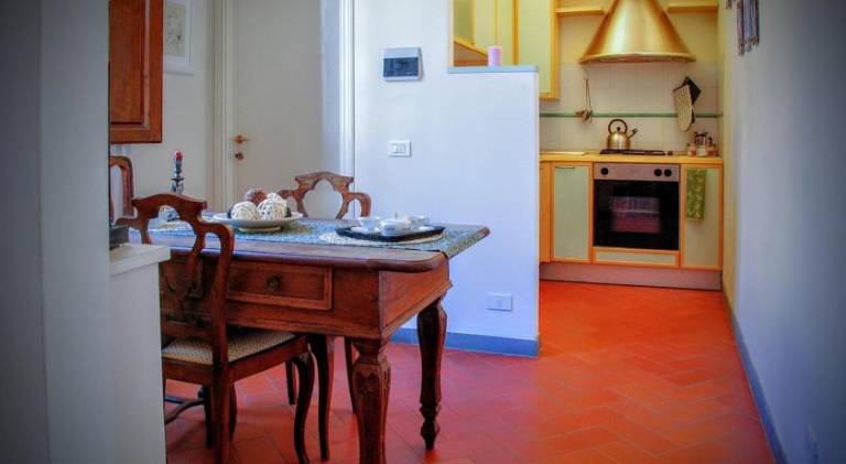 Pleasant apartment with hot tub | Next to Ponte Vecchio | Pet-friendly — photo 4