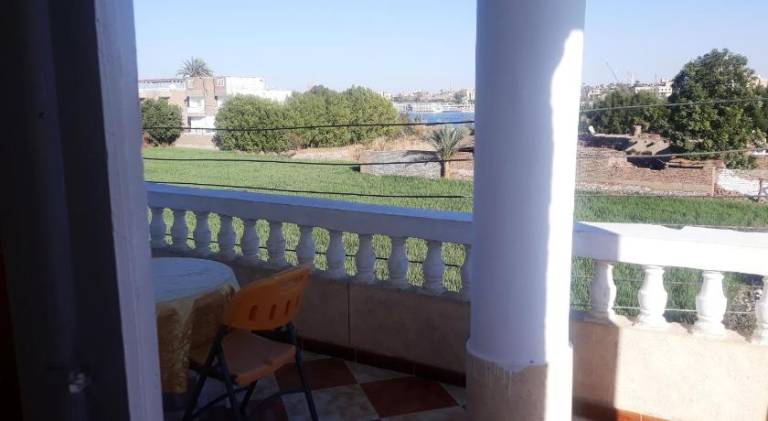 Lovely holiday apartment with barbecue, yard & hot tub | Dogs allowed — photo 5