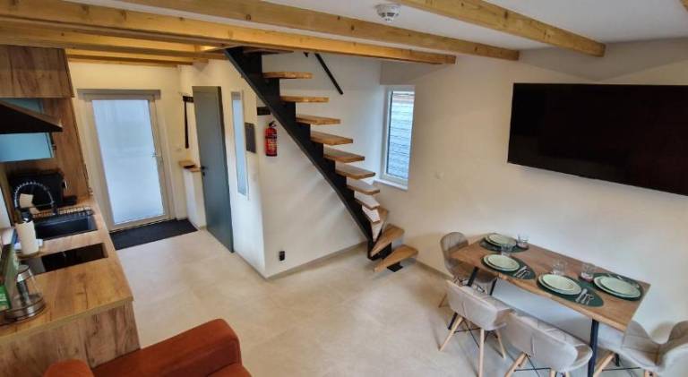 Nice vacation home with hot tub | Beach nearby | Dogs allowed — photo 2