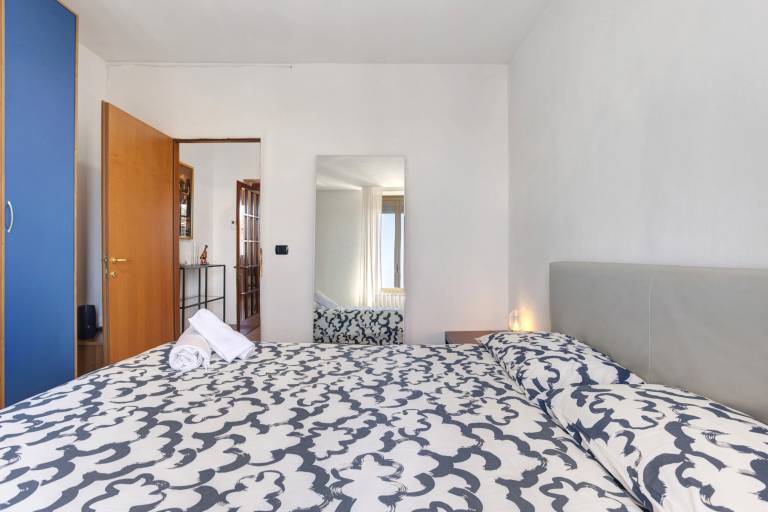 Holiday apartment with fast internet | City view — photo 3