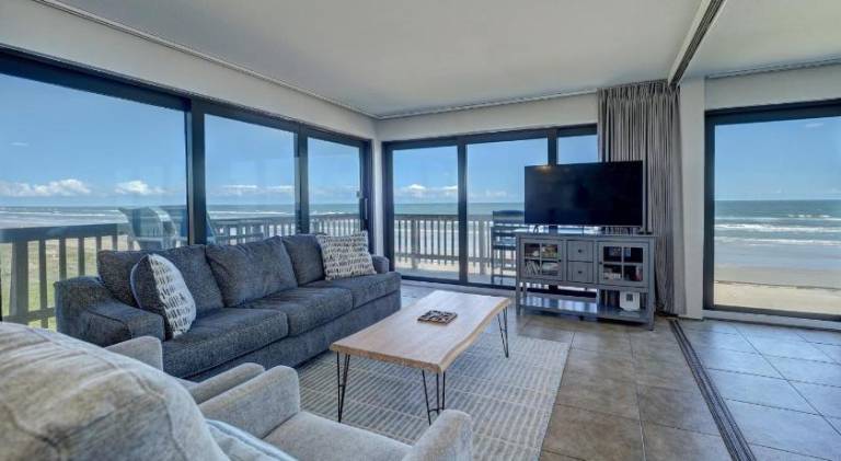 Corner Beachfront Condo with 270 Degree Gulf View and Wrap Around Balcony on Whitecap Beach Heated P in Corpus Christi, TX