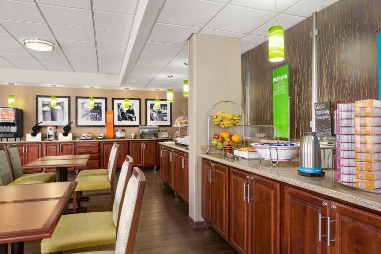 Hampton Inn Philadelphia/Mt. Laurel — photo 5