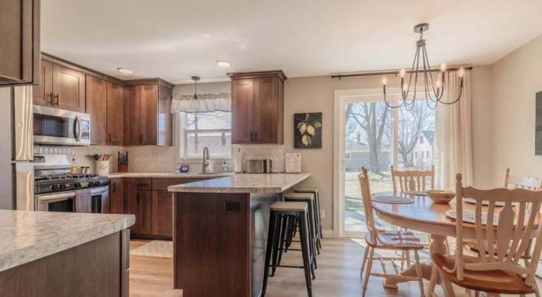 Spacious vacation home | Suitable for remote work | Pets allowed — photo 3