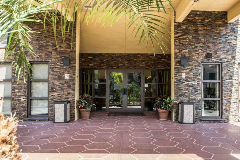 Comfort Inn & Suites Lantana West Palm Beach South