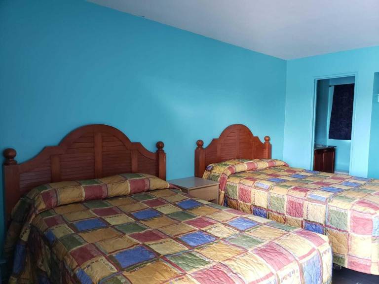 Slumberland Motel — photo 5