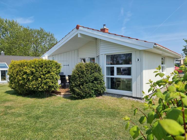 Ferienhaus mit Hund inSchönhagen, Brodersby  f&uuml;r max. 4 Personen