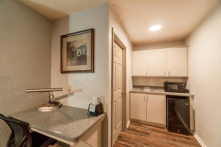 HIgh Five Inn Killeen-Fort Hood — photo 4
