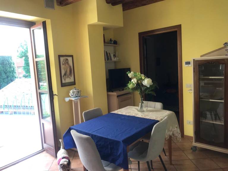 Rental apartment with terrace — photo 2
