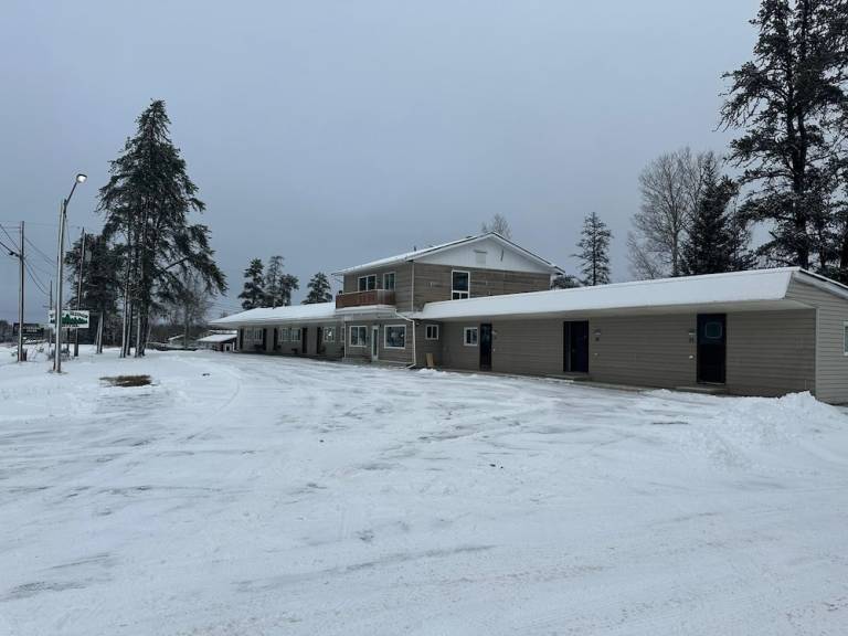 Motel  Timmins