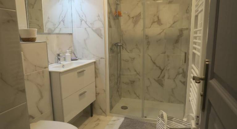 Holiday apartment with terrace | Good for workation — photo 5