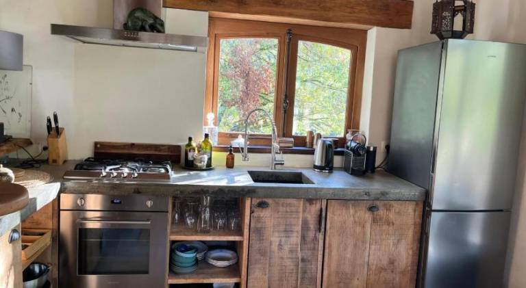 Vacation home with pool & hot tub | Pet-friendly — photo 4