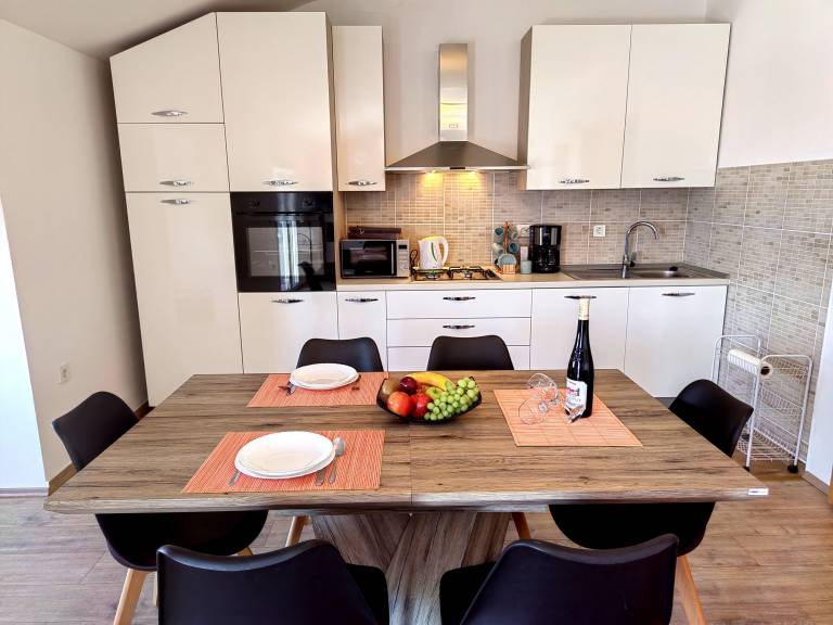 Holiday apartment with grill | Sea view — photo 2