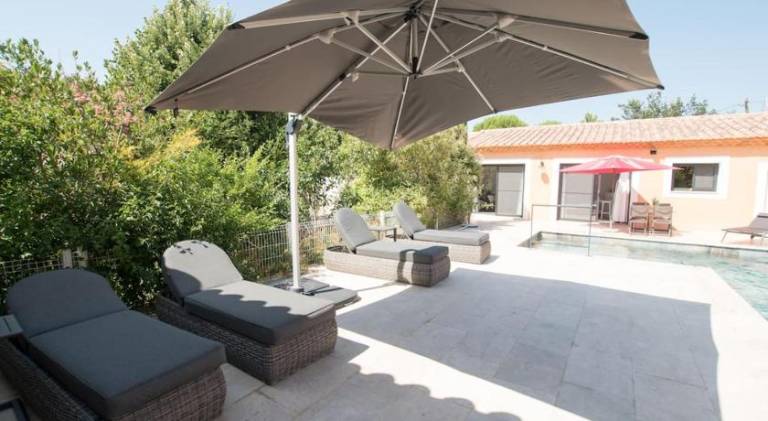 Fully equipped pleasant vacation home with patio, private pool & jacuzzi | Dogs allowed — photo 5