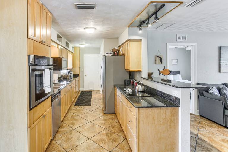 Stay & 'Sea' Port Charlotte: Family Home w/ Yard — photo 2