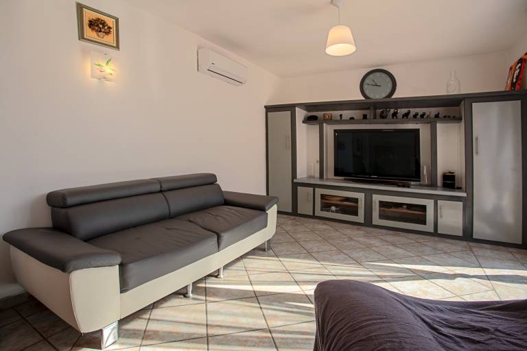 Villa "La Londe-les-Maures" with Private Pool and Wi-Fi — photo 4