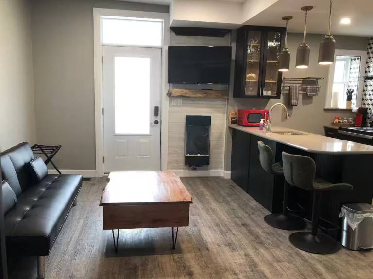 Apartment  Kingston
