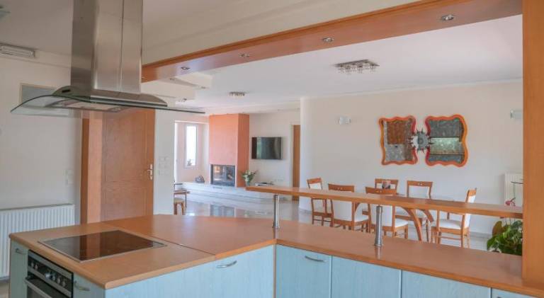 Rethymnian Luxury Seaview Apartment — photo 4