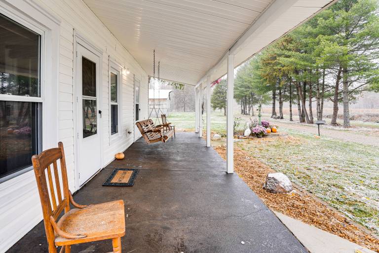 Pet-Friendly Home w/ River Access in Crothersville — photo 2