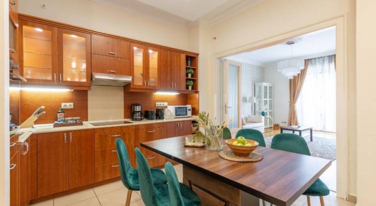Apartment with terrace & jacuzzi | Close to St. Stephen's Basilica — photo 5
