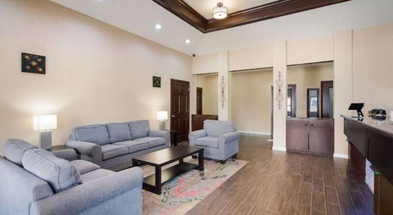 Quality Inn & Suites Lufkin — photo 4