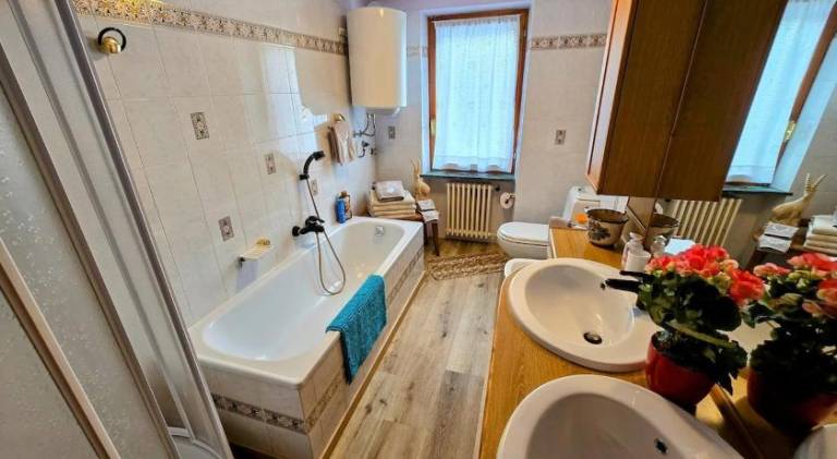 Rental apartment with 2 rooms for 6 persons — photo 2