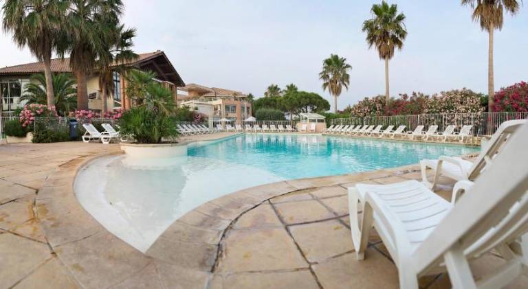 Rental apartment with pool in Fréjus