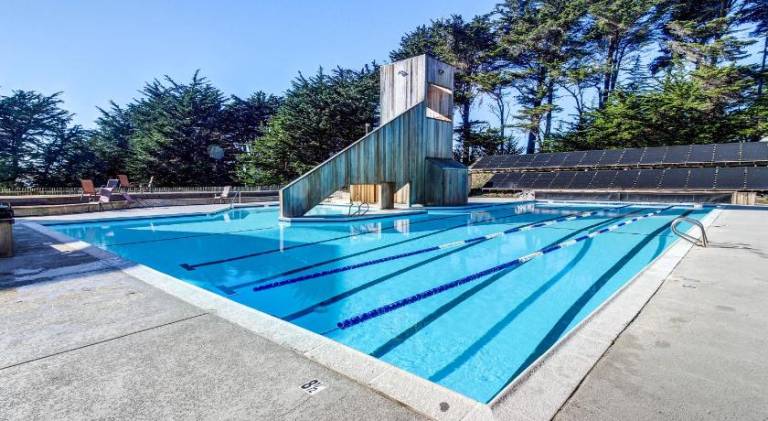 Vacation home with pool, barbecue & sauna in Sonoma, CA
