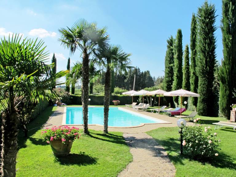 Charming holiday apartment with garden, pool & terrace | Dogs allowed — photo 3