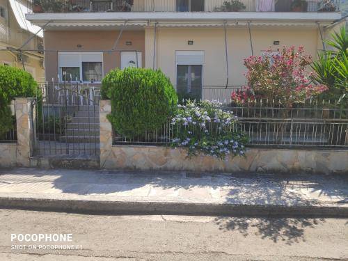 Διαμέρισμα Kamena Vourla