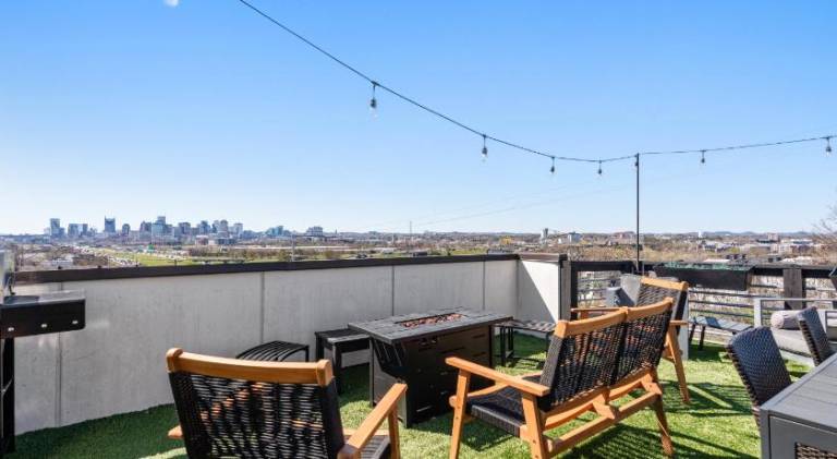 House | Pet-friendly in Nashville, TN