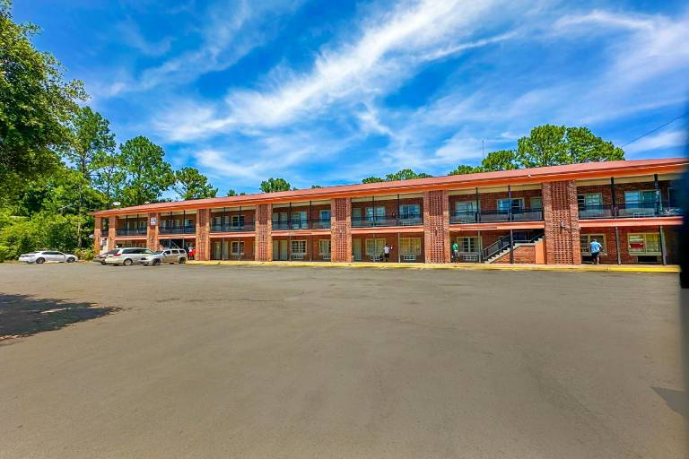 Sunrise Inn By OYO Albany — photo 5