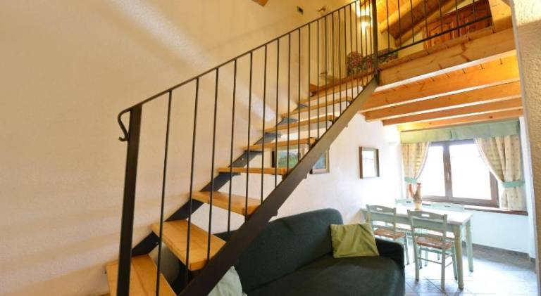 Charming serviced apartment with garden & terrace | Close to the ski | Perfect for remote work | Pets are welcome — photo 4